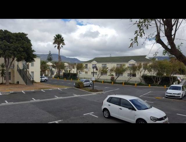 1 BEDROOM PROPERTY TO RENT IN HEATHFIELD